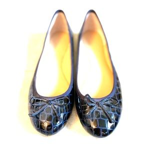 Banana republic navy ballet flat 7.5